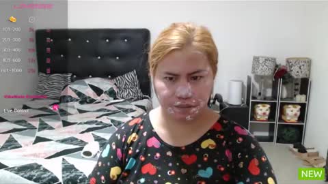 Snapshot of longasiansausage chatting on 02-20-25, 07:34 TOPwithEXTRABiG online show from 02-20-25, 07:34