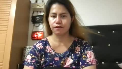 Snapshot of longasiansausage chatting on 10-10-25, 07:18 TOPwithEXTRABiG online show from 10-10-25, 07:18