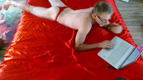 Snapshot of longbowrider555 chatting on 02-13-25, 07:10 Jeff online show from 02-13-25, 07:10