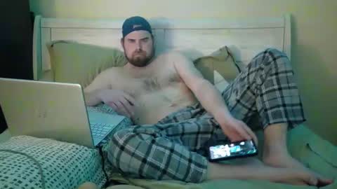 Snapshot of longhairedfreak1921 chatting on 01-06-26, 06:33 longhairedfreak1921 online show from 01-06-26, 06:33