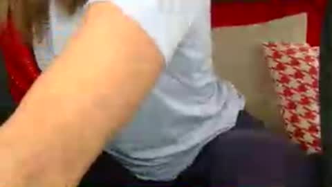 Snapshot of longlegstammy chatting on 07-08-26, 07:29 Cutenurse91 online show from 07-08-26, 07:29