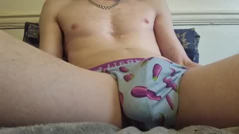 Snapshot of longslongbingbong chatting on 11-04-25, 10:47 longslongbingbong online show from 11-04-25, 10:47