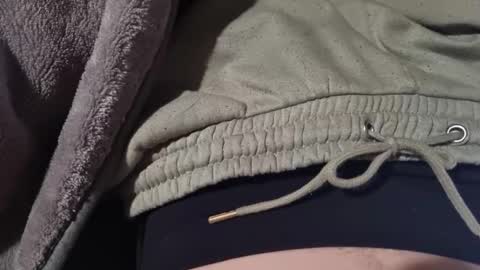 Snapshot of longslongbingbong chatting on 12-15-25, 04:06 longslongbingbong online show from 12-15-25, 04:06