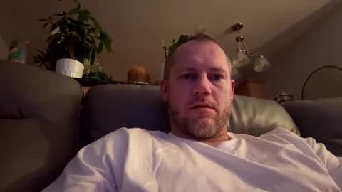 Snapshot of longstrokin8869 chatting on 03-04-25, 07:19 Bradsobad88 online show from 03-04-25, 07:19