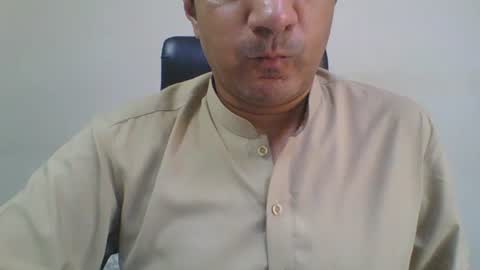 Lleida-man online show from 08-04-26, 07:44