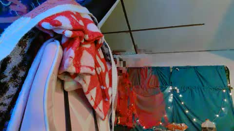 Londoncashmere69  online show from 01-12-25, 01:11