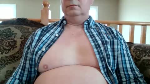 Snapshot of look823 chatting on 04-15-26, 03:19 look823 online show from 04-15-26, 03:19