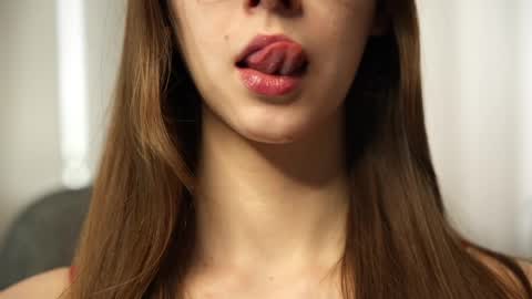 Hanna online show from 04-06-26, 07:09