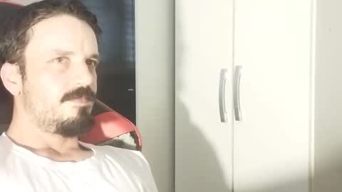 Lucas online show from 02-06-25, 03:52