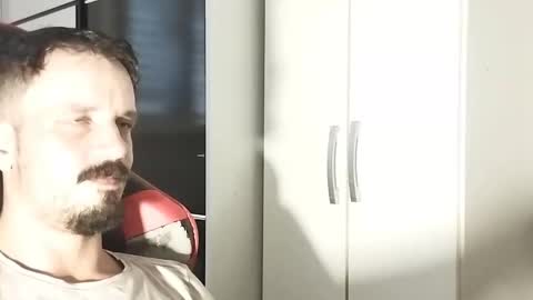 Lucas online show from 03-07-25, 04:11