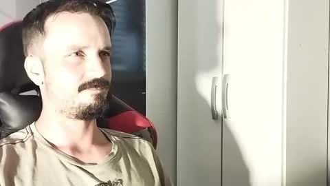 Lucas online show from 03-12-25, 01:19