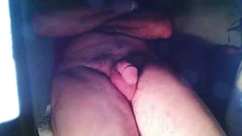 Snapshot of lookingforcougars500 chatting on 10-10-25, 04:22 lookingforcougars500 online show from 10-10-25, 04:22