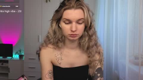 Luna online show from 04-09-26, 06:19