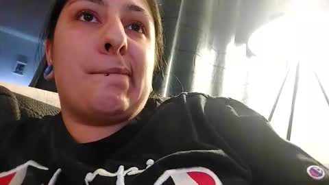 Snapshot of loolaunshaved chatting on 11-04-25, 11:48 loolaunshaved online show from 11-04-25, 11:48