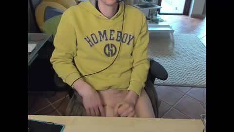 loomie online show from 10-28-25, 12:09