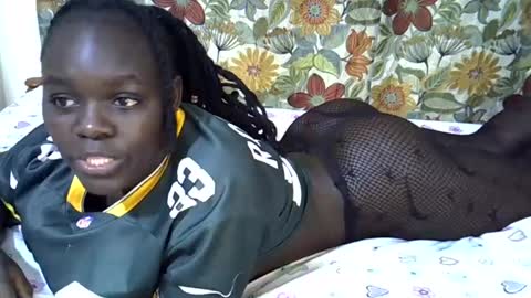 Snapshot of lora_amor chatting on 06-20-26, 11:40 lora_amor online show from 06-20-26, 11:40