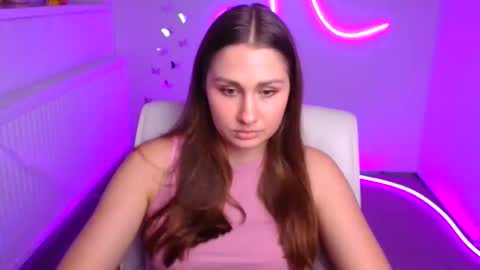 Lora online show from 11-11-25, 01:33