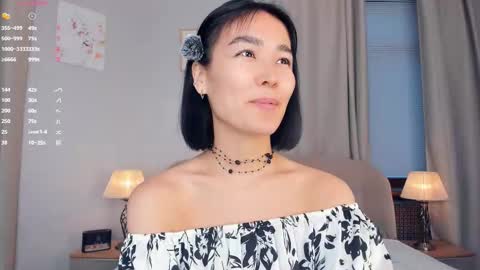 Lora control 2 min for every new Fan Club subscriber online show from 10-29-25, 07:10