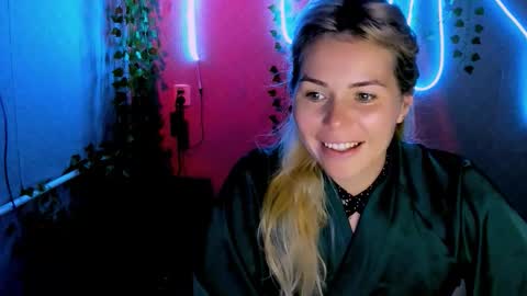 Snapshot of loraboyar chatting on 09-17-25, 02:24 Lora online show from 09-17-25, 02:24