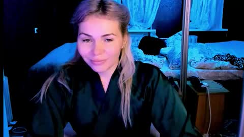 Lora online show from 10-15-25, 02:22