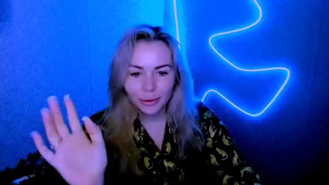 Lora online show from 02-27-26, 03:17