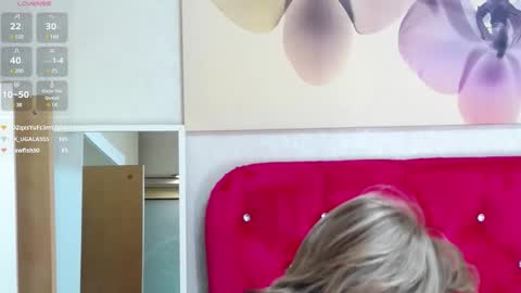 loradelniro1 online show from 03-07-25, 07:38