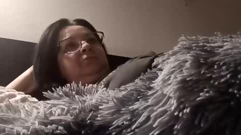 Snapshot of loraflame chatting on 12-20-24, 08:12 Lora online show from 12-20-24, 08:12