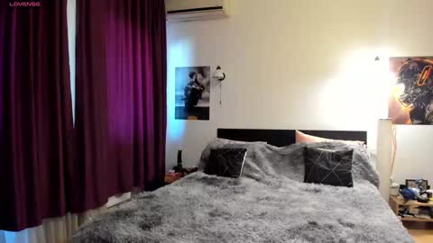 Snapshot of loraflame chatting on 01-06-25, 10:57 Lora online show from 01-06-25, 10:57