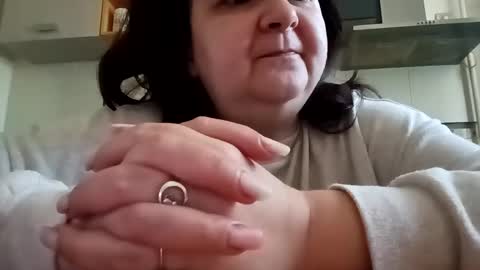 Snapshot of loraflame chatting on 01-08-25, 10:37 Lora online show from 01-08-25, 10:37