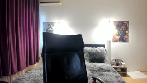 Snapshot of loraflame chatting on 01-12-25, 01:27 Lora online show from 01-12-25, 01:27