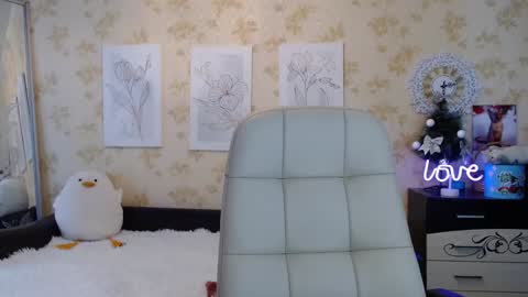 lorameouls online show from 12-25-24, 10:28