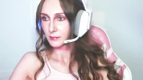 Lora  online show from 04-02-26, 01:36