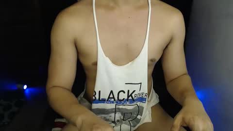 Macky online show from 04-18-26, 02:48