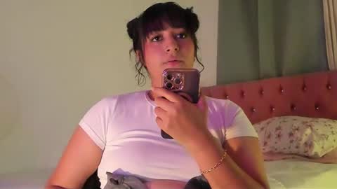 lore_rey online show from 12-17-25, 02:50