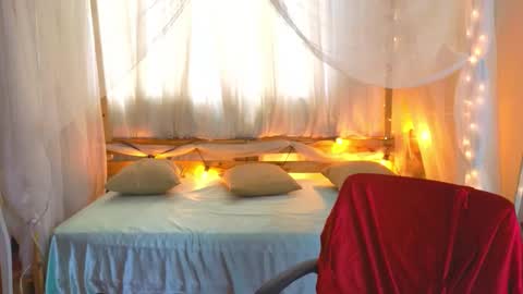 loreanis online show from 11-16-25, 08:25