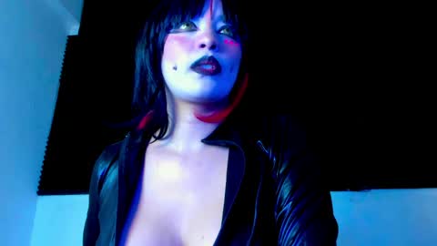 Snapshot of loredepp chatting on 05-30-26, 05:04 Lore Depp online show from 05-30-26, 05:04