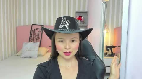 Snapshot of lorelaigiven chatting on 01-14-25, 12:24 lorelaigiven online show from 01-14-25, 12:24