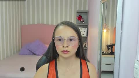Snapshot of lorelaigiven chatting on 02-18-25, 12:17 lorelaigiven online show from 02-18-25, 12:17