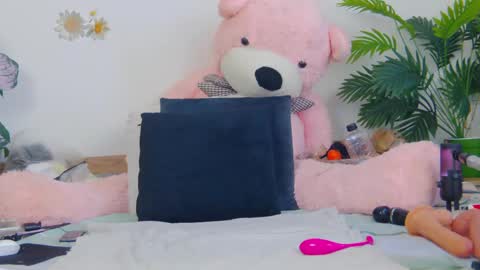 Hi Im Lorena an independent model Im waiting for you for any craziness you dream of... online show from 03-07-25, 08:23