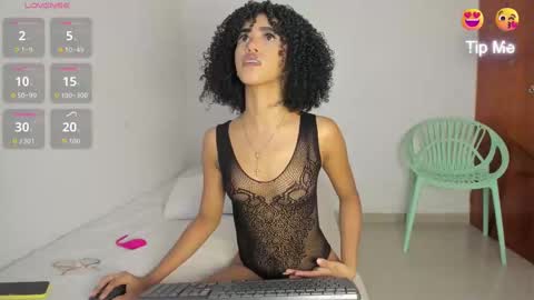 Lorena online show from 10-12-25, 03:33