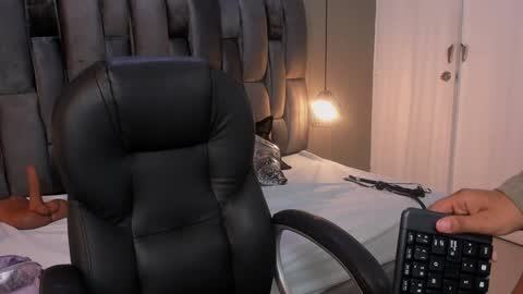 Snapshot of lorena_vieira_ chatting on 02-09-25, 12:17 Lorena Vieira online show from 02-09-25, 12:17