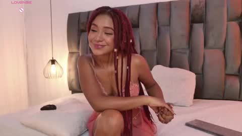 Snapshot of lorena_vieira_ chatting on 09-13-25, 08:08 Lorena Vieira online show from 09-13-25, 08:08