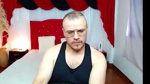 Snapshot of lorena_y_martin chatting on 10-03-25, 08:50 lorea y martin online show from 10-03-25, 08:50