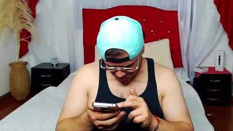 Snapshot of lorena_y_martin chatting on 10-04-25, 11:14 lorea y martin online show from 10-04-25, 11:14