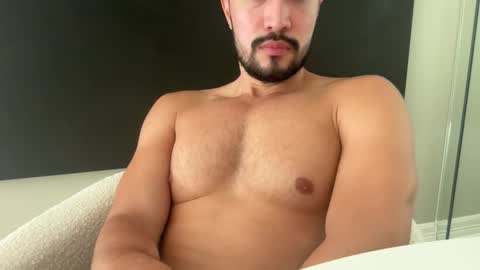 Lorenzo online show from 11-27-25, 08:22