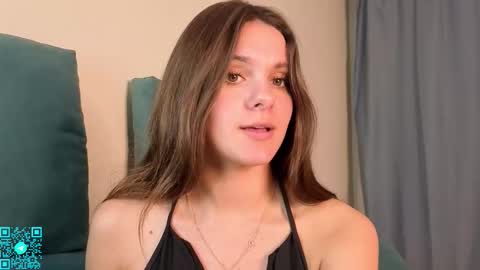 Chloe for Fan BlackHole online show from 09-22-25, 06:10