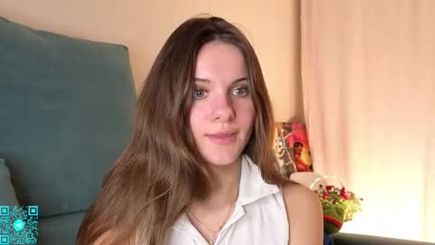 Chloe for Fan BlackHole online show from 11-09-25, 05:22