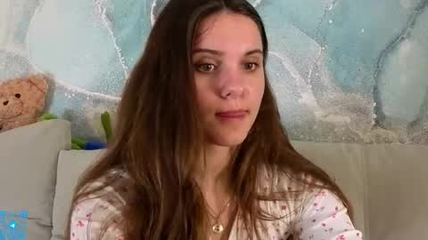 Snapshot of lorettadunnelli chatting on 06-06-26, 06:34 Chloe for Fan BlackHole online show from 06-06-26, 06:34