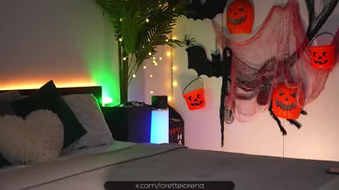 Snapshot of lorettelorenaa chatting on 10-26-25, 06:08 LoretteLorena online show from 10-26-25, 06:08