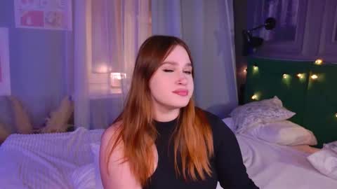 Lori online show from 11-28-25, 07:16